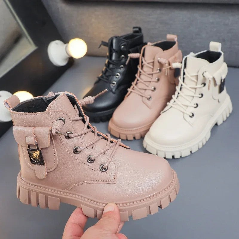 Timothy Utility Pocket Lug Sole Boot