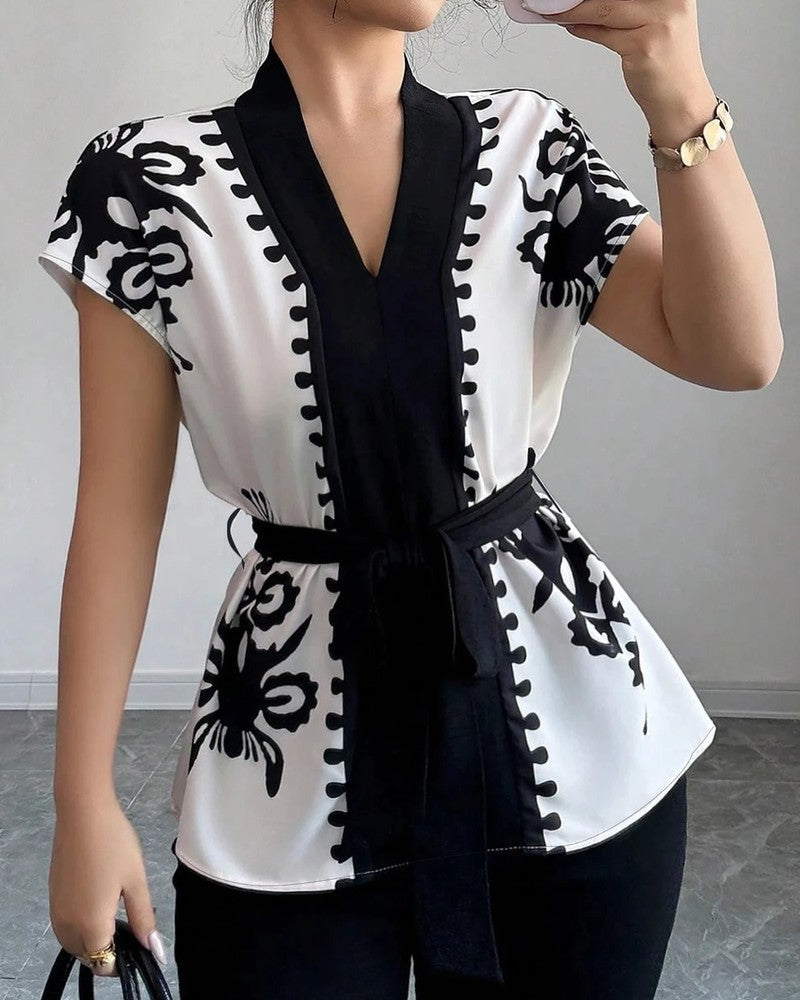 Siena Graphic Belted Kimono Top